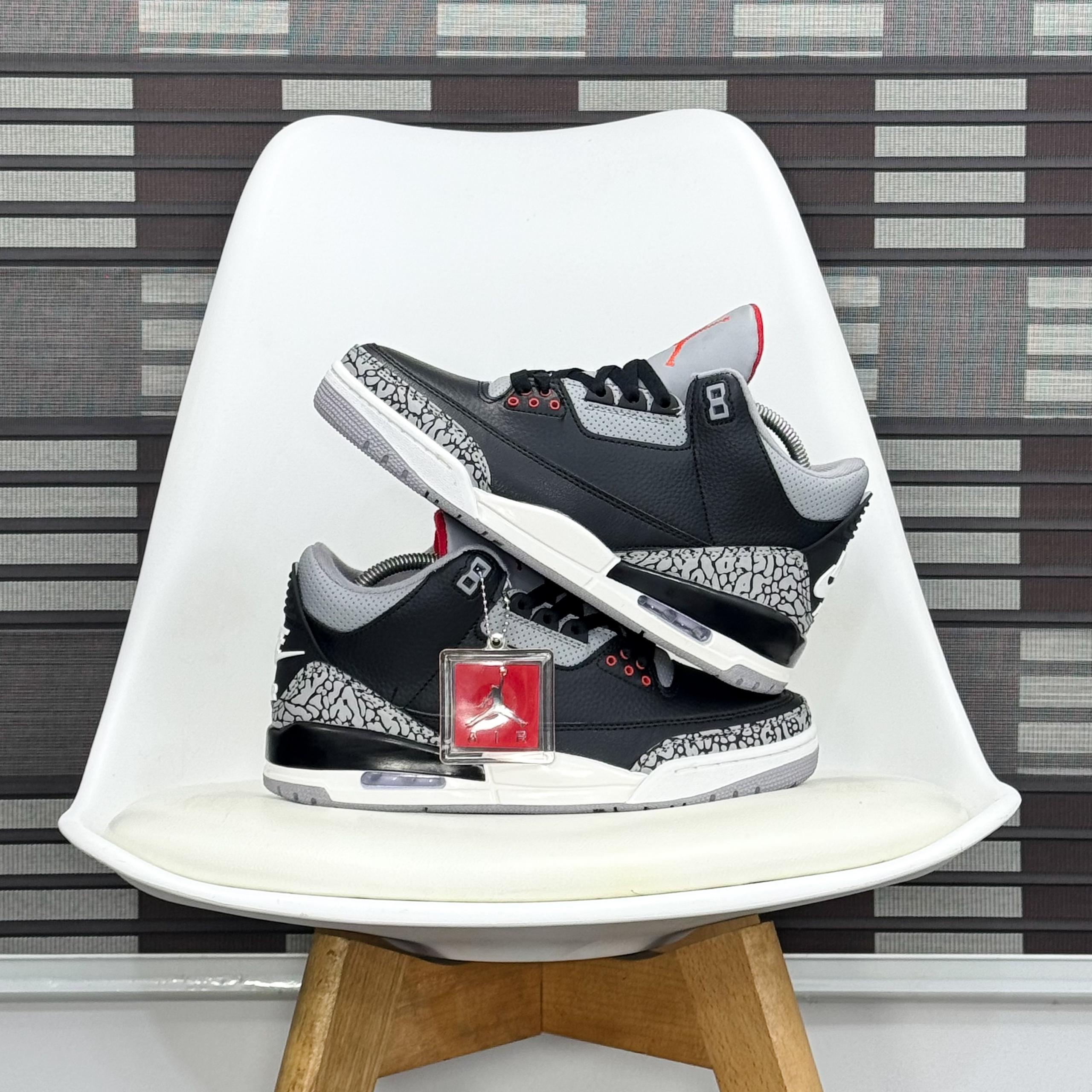 NIKE AIR JORDAN 3 RETRO CEMENT REIMAGINED - Image 4