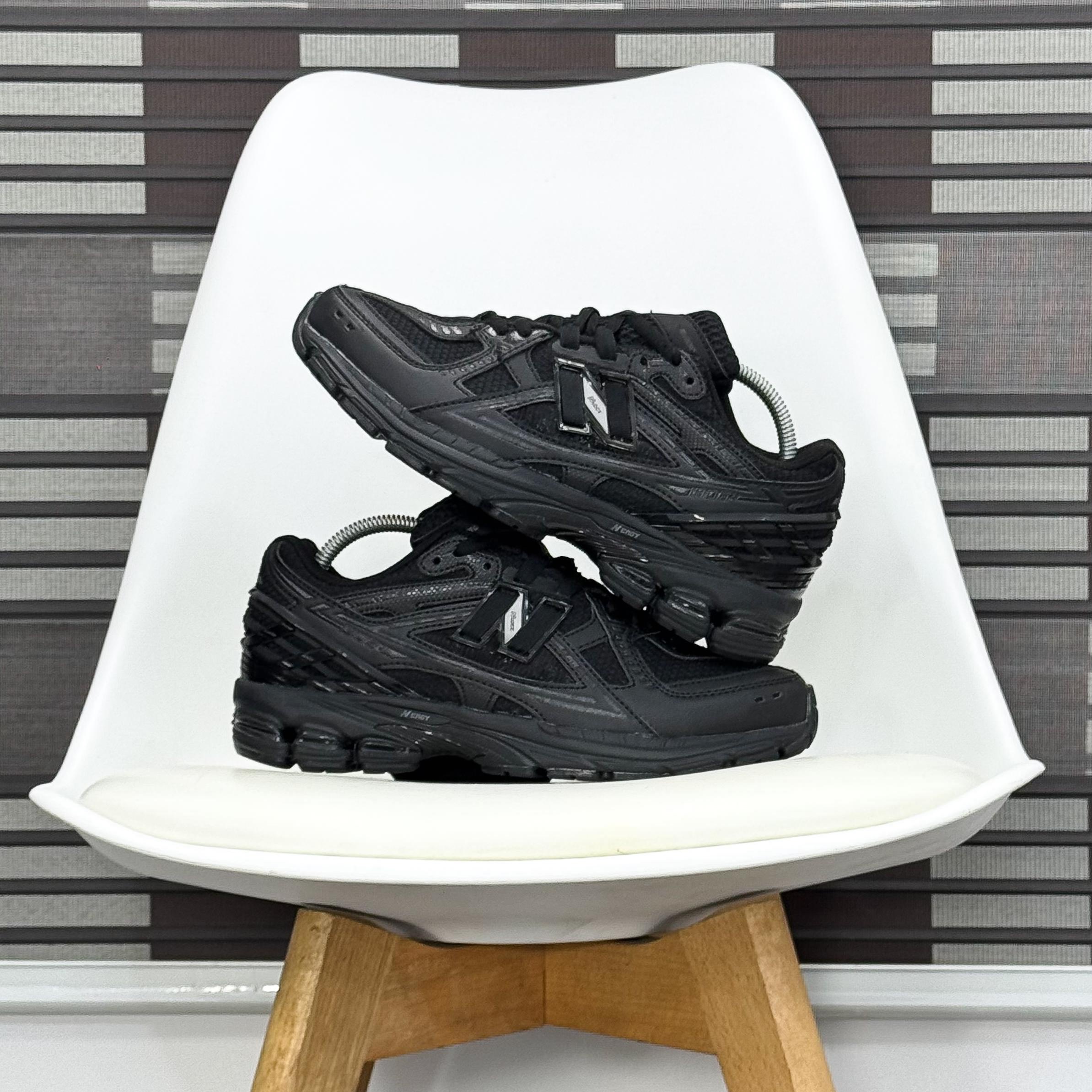 NEW BALANCE 1906U - Image 3