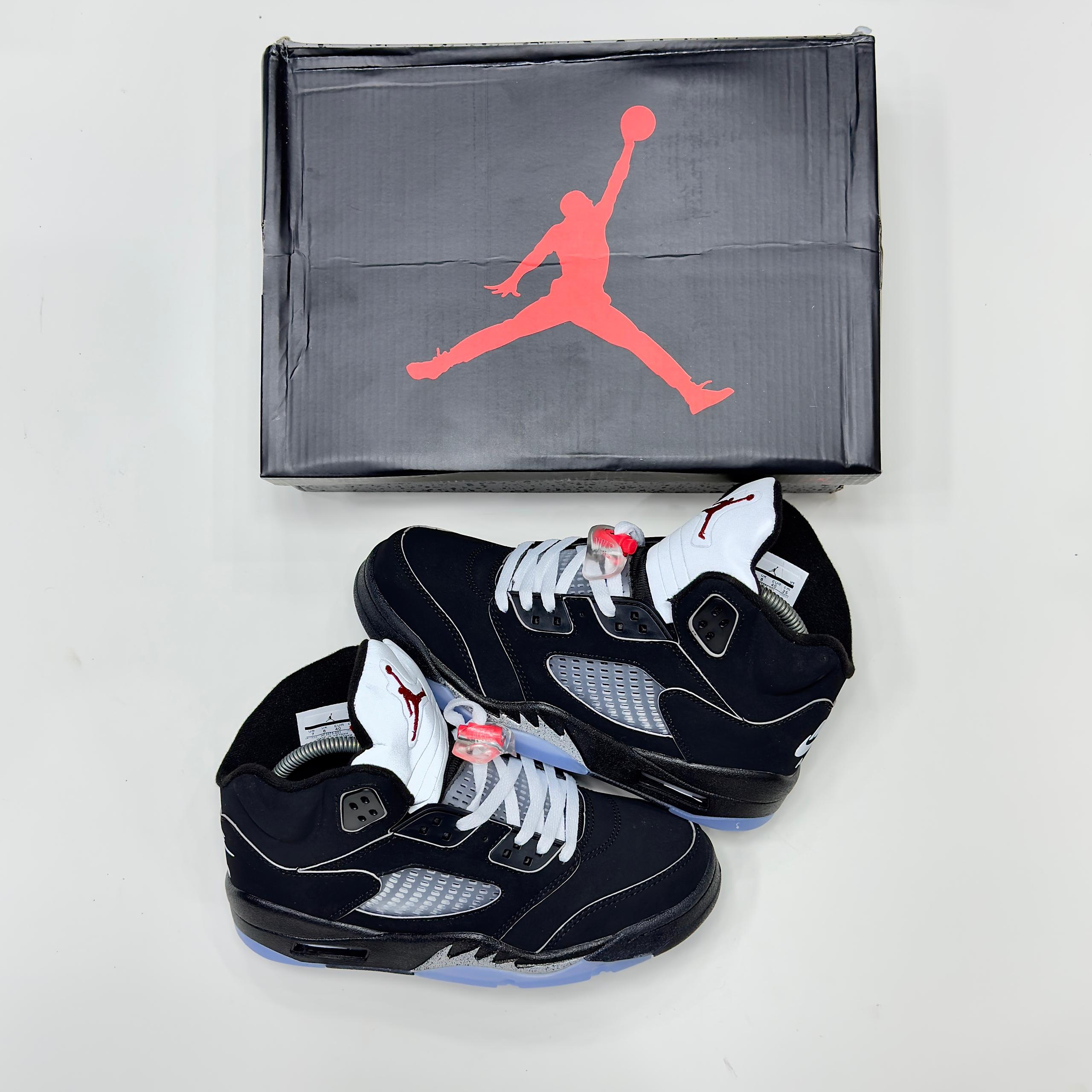 NIKE AIR JORDAN 5 OG ‘BLACK METALLIC REIMAGINED’ - Image 4