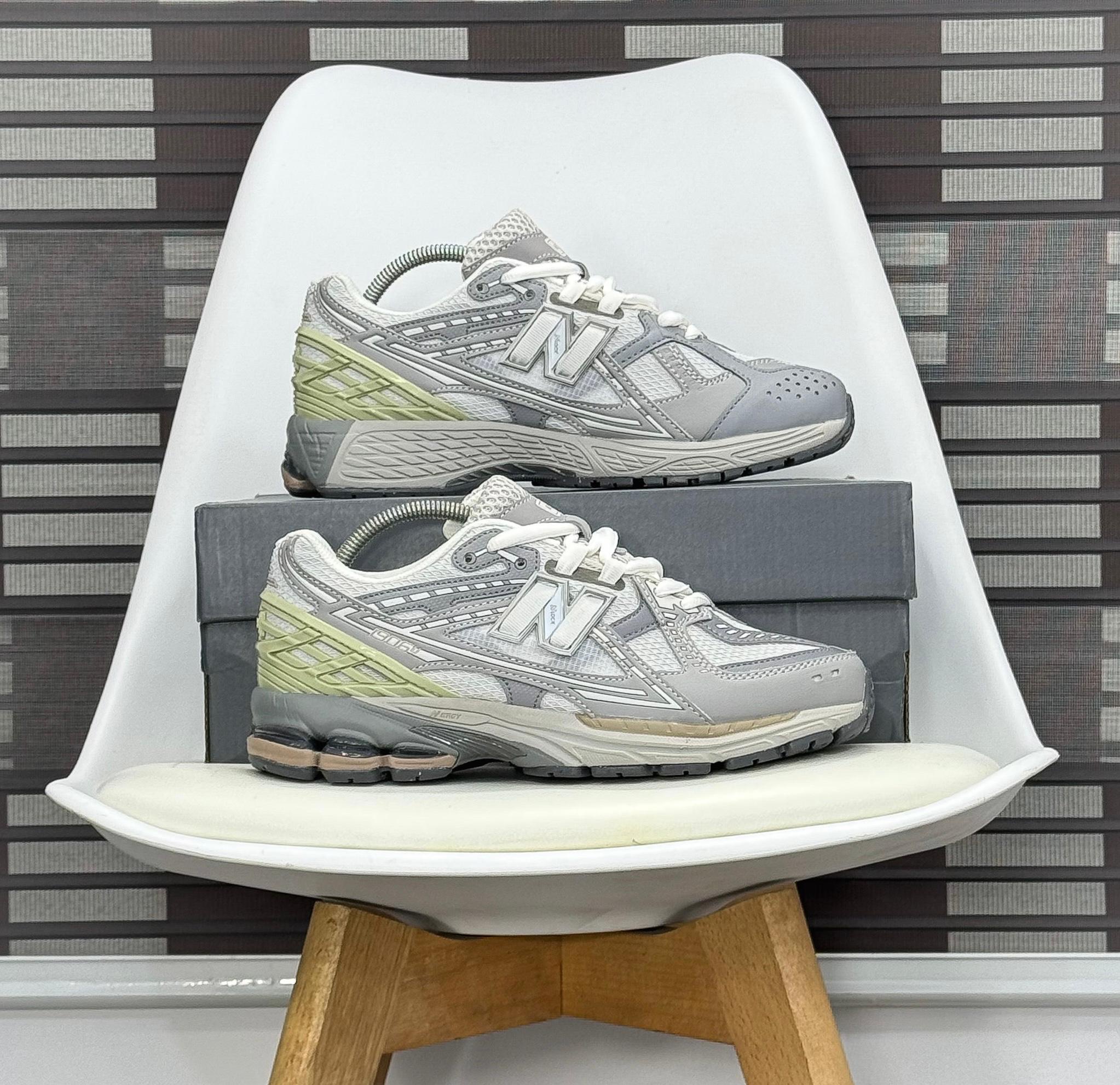 NEW BALANCE 1906U - Image 2