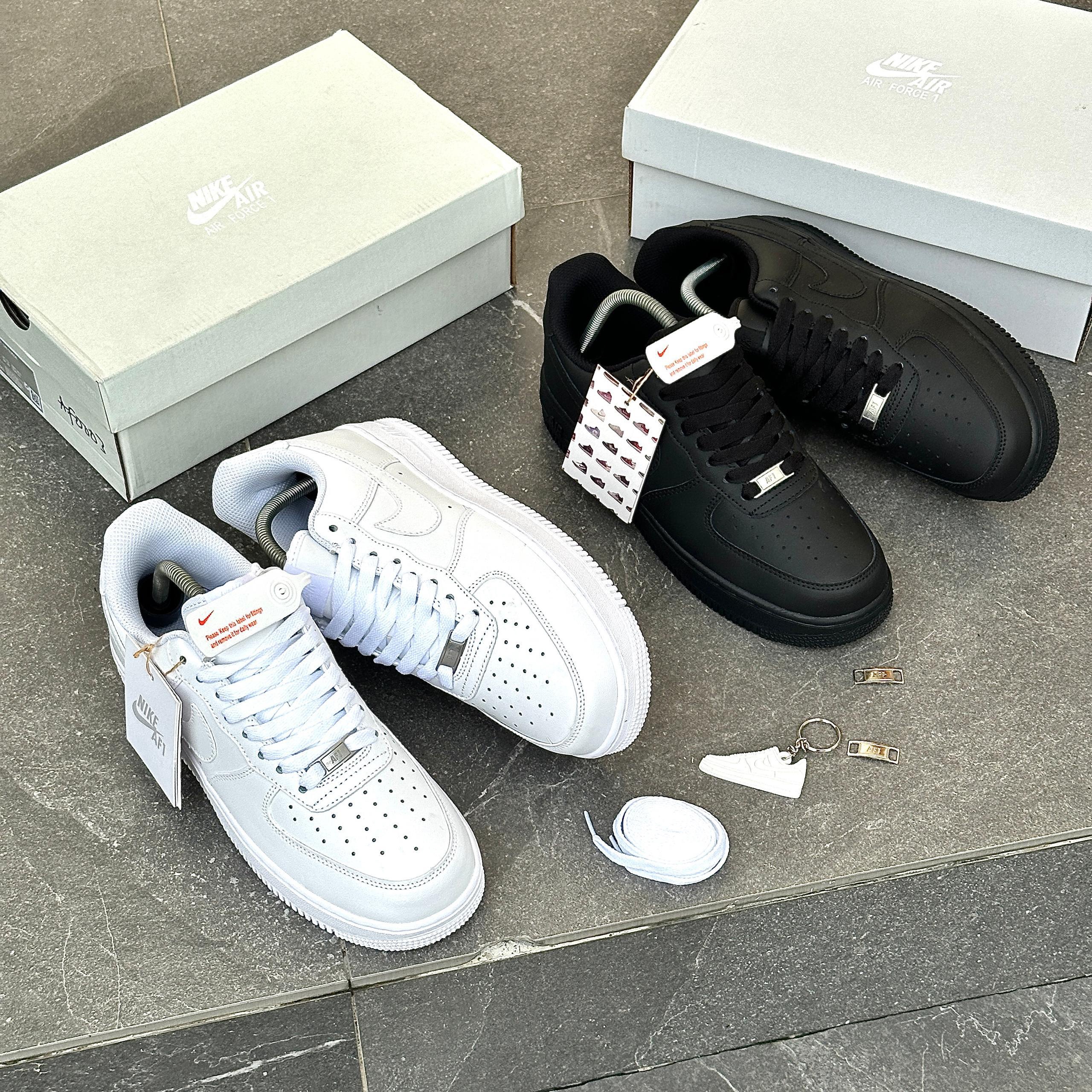 NIKE AIR FORCE 1 LOW