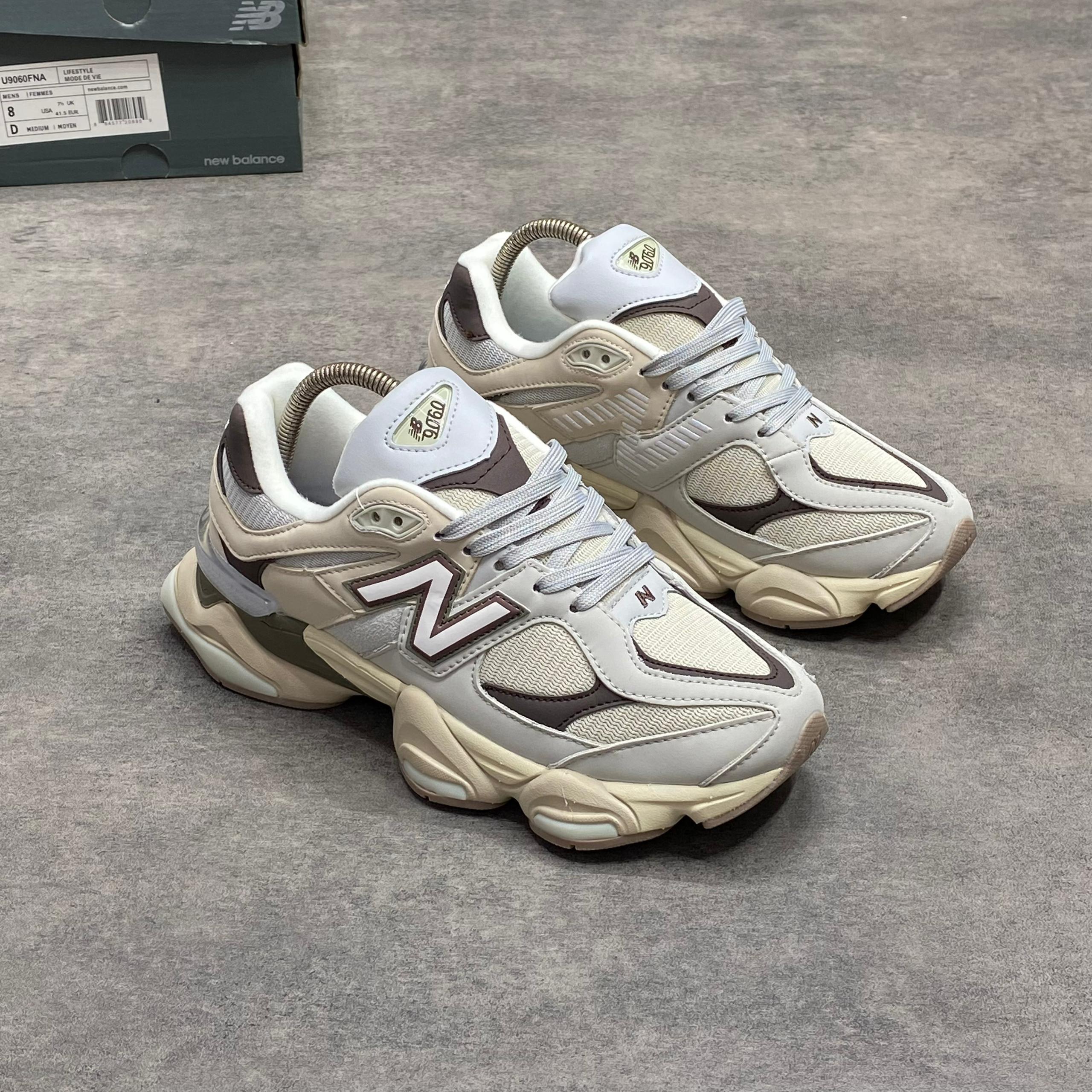 NEW BALANCE 9060