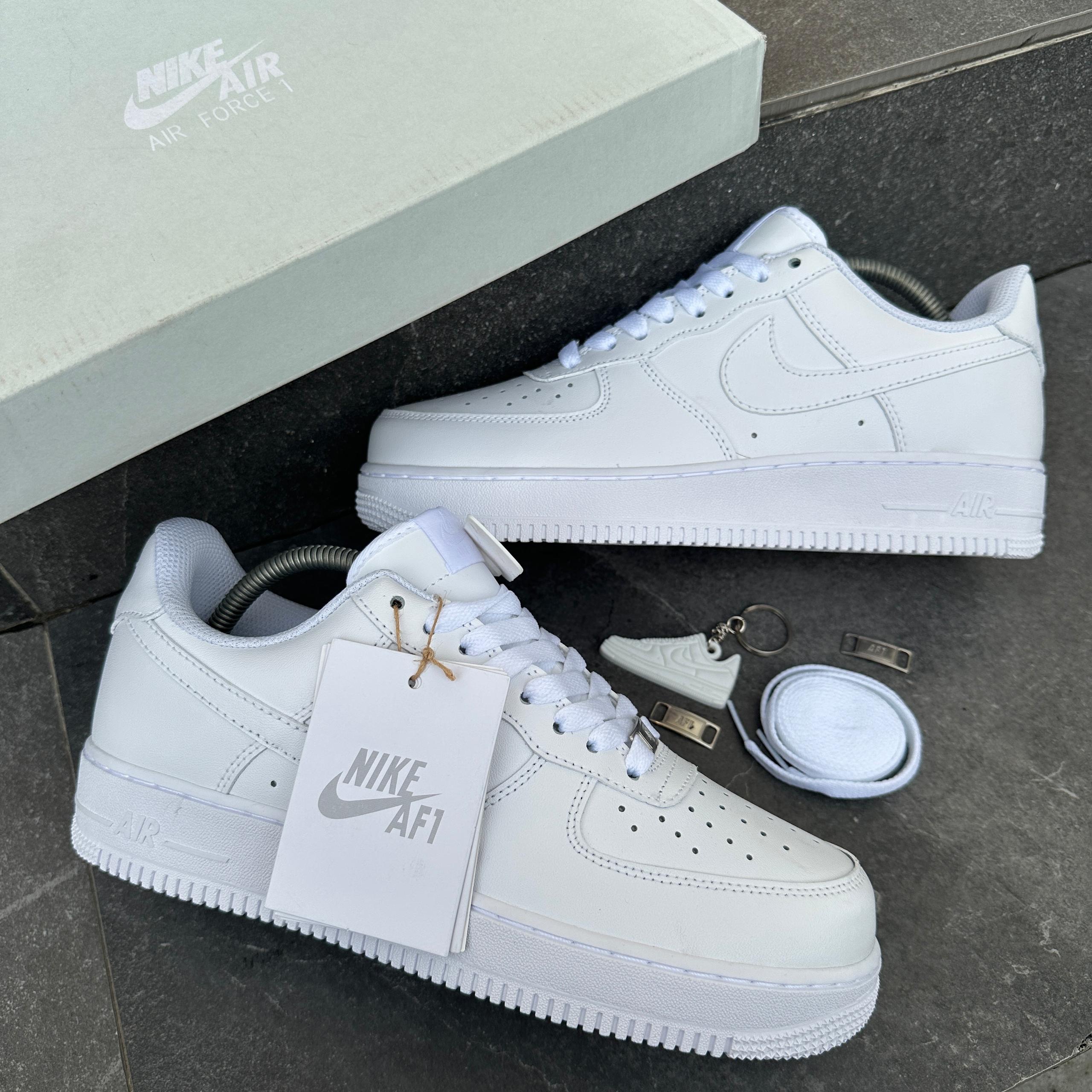 NIKE AIR FORCE 1 LOW - Image 2
