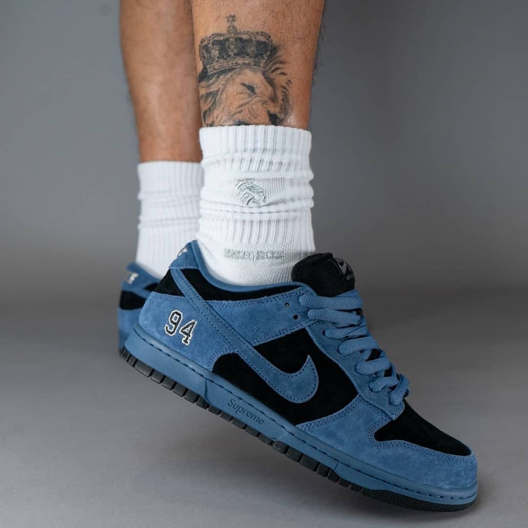 NIKE SB DUNK x SUPREME ‘OCEAN FOG’