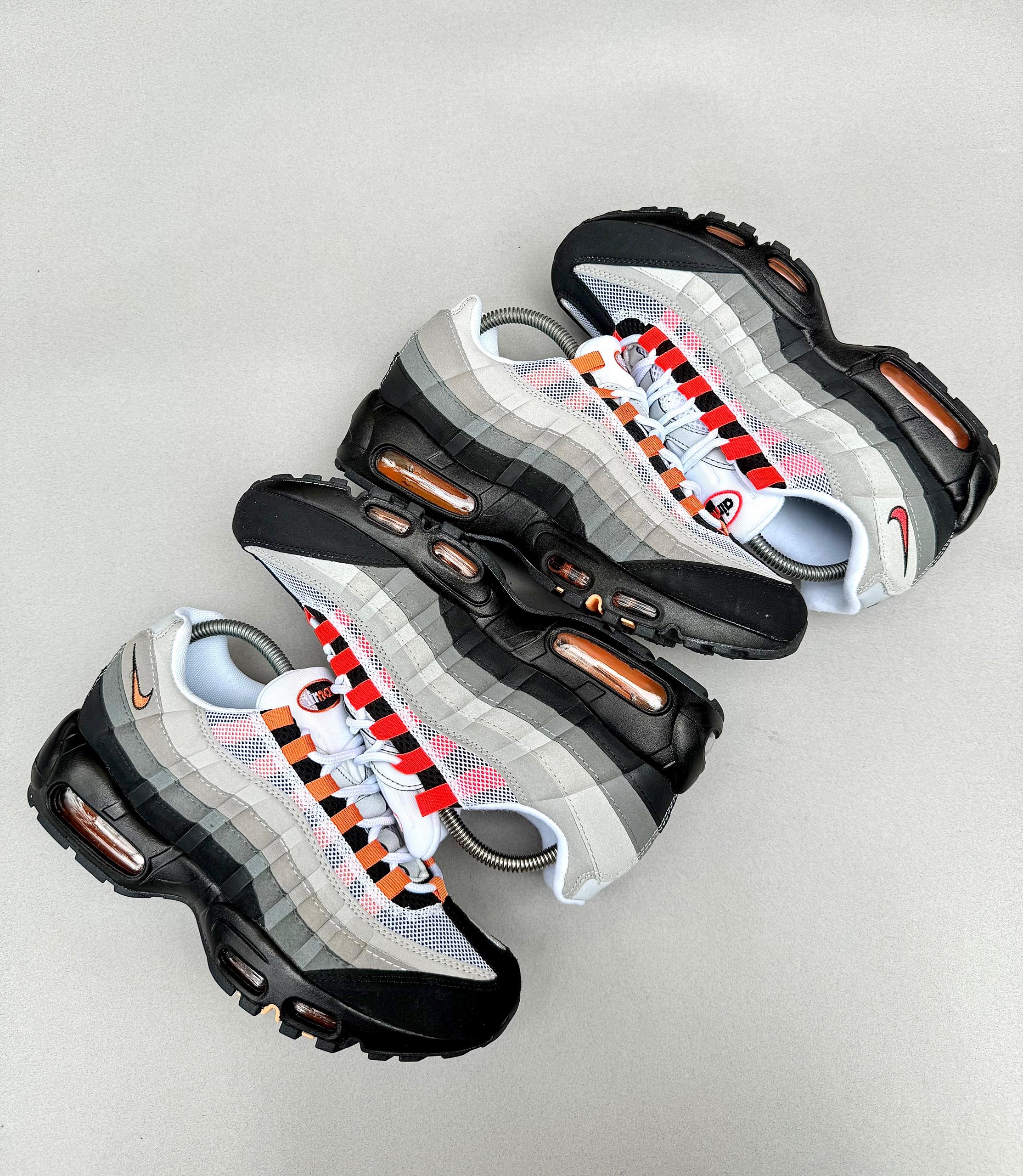 NIKE AIR MAX 95 (2 Color-ways)