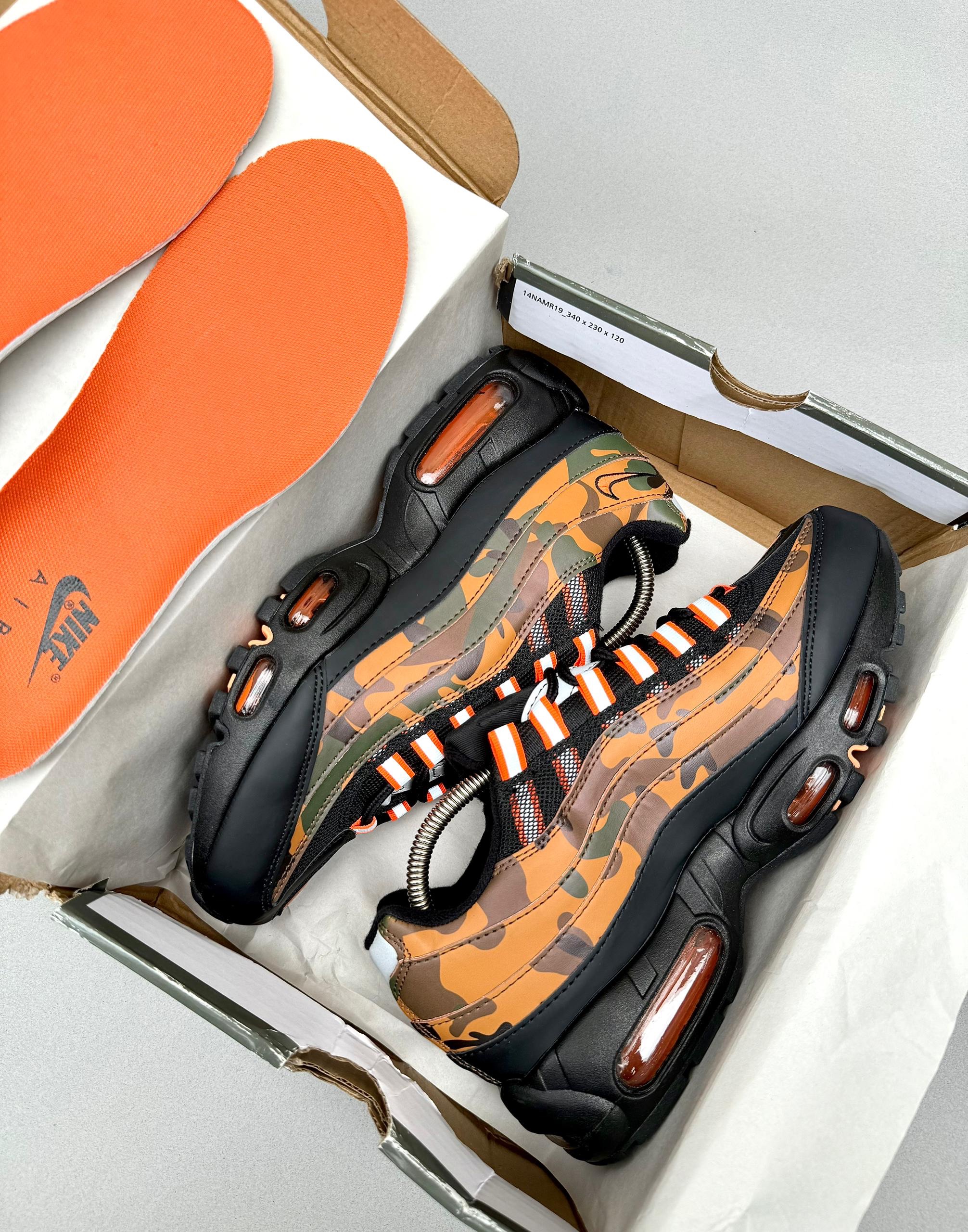 NIKE AIR MAX 95 (2 Color-ways) - Image 4