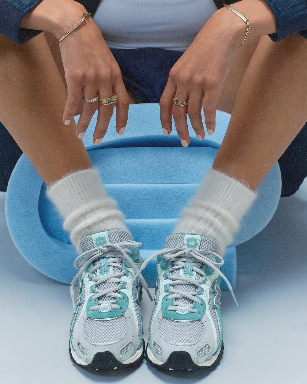 NEW BALANCE 204L x KITH - Image 4
