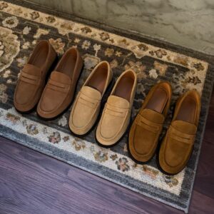 SPLIT SUEDE LOAFERS