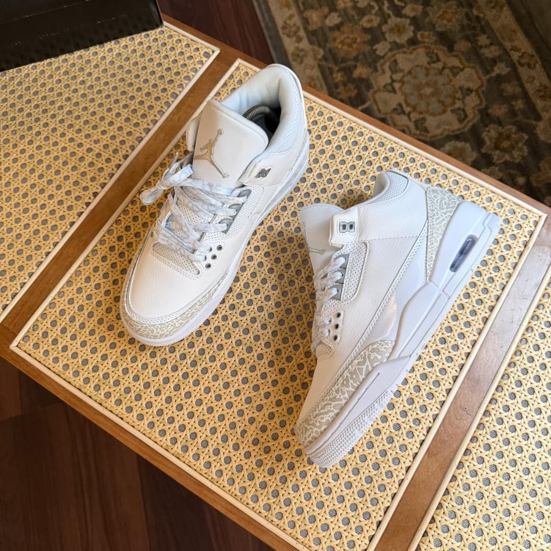 NIKE AIR JORDAN 3 RETRO OG PURE MONEY - Image 2