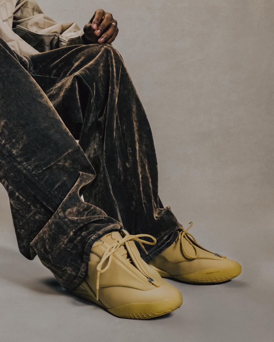 CONVERSE x SHAI 001 BASKETBALL (2 Color ways)