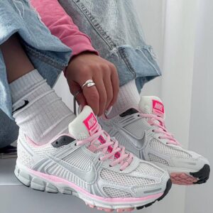NIKE VOMERO 5 PINK FOAM